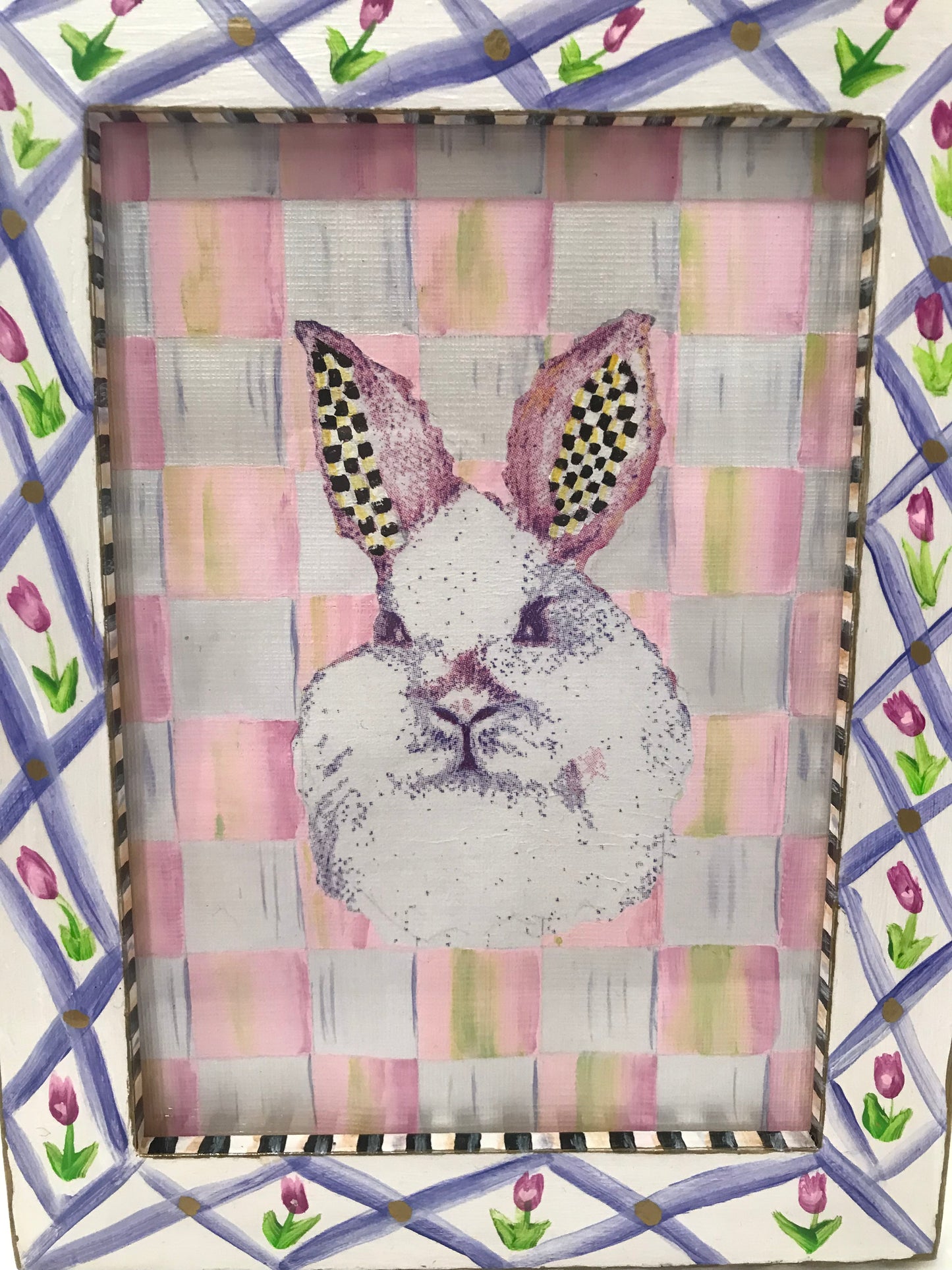Bunny Clutter Catcher and framed Bunny